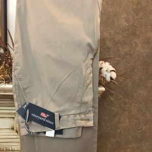 Men’s Size 32/32 Vineyard Vines Khaki’s